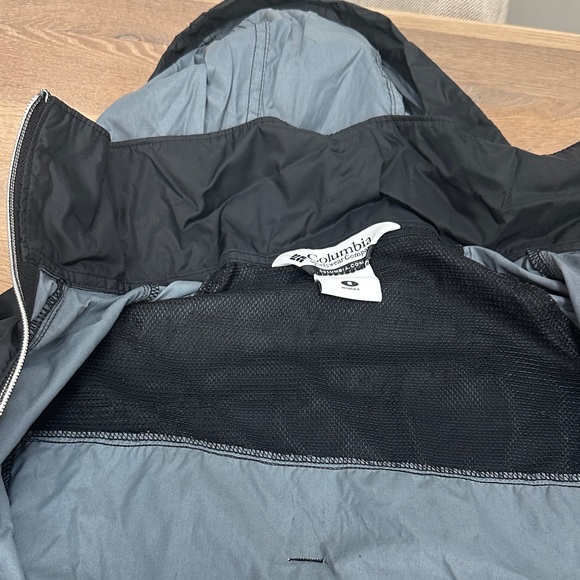 Columbia Sportswear Company Hooded Rain Jacket Black Women's Size Small - Picture 10 of 13
